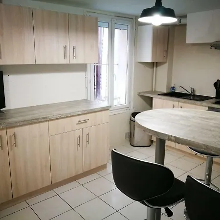 Quarto em Acomodações Particulares La Maison D'elise Agen